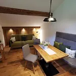 Bauernhof Unterstegen * Söll
